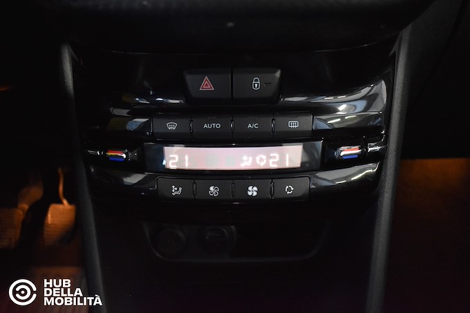 PEUGEOT 2008 PureTech 82 Allure